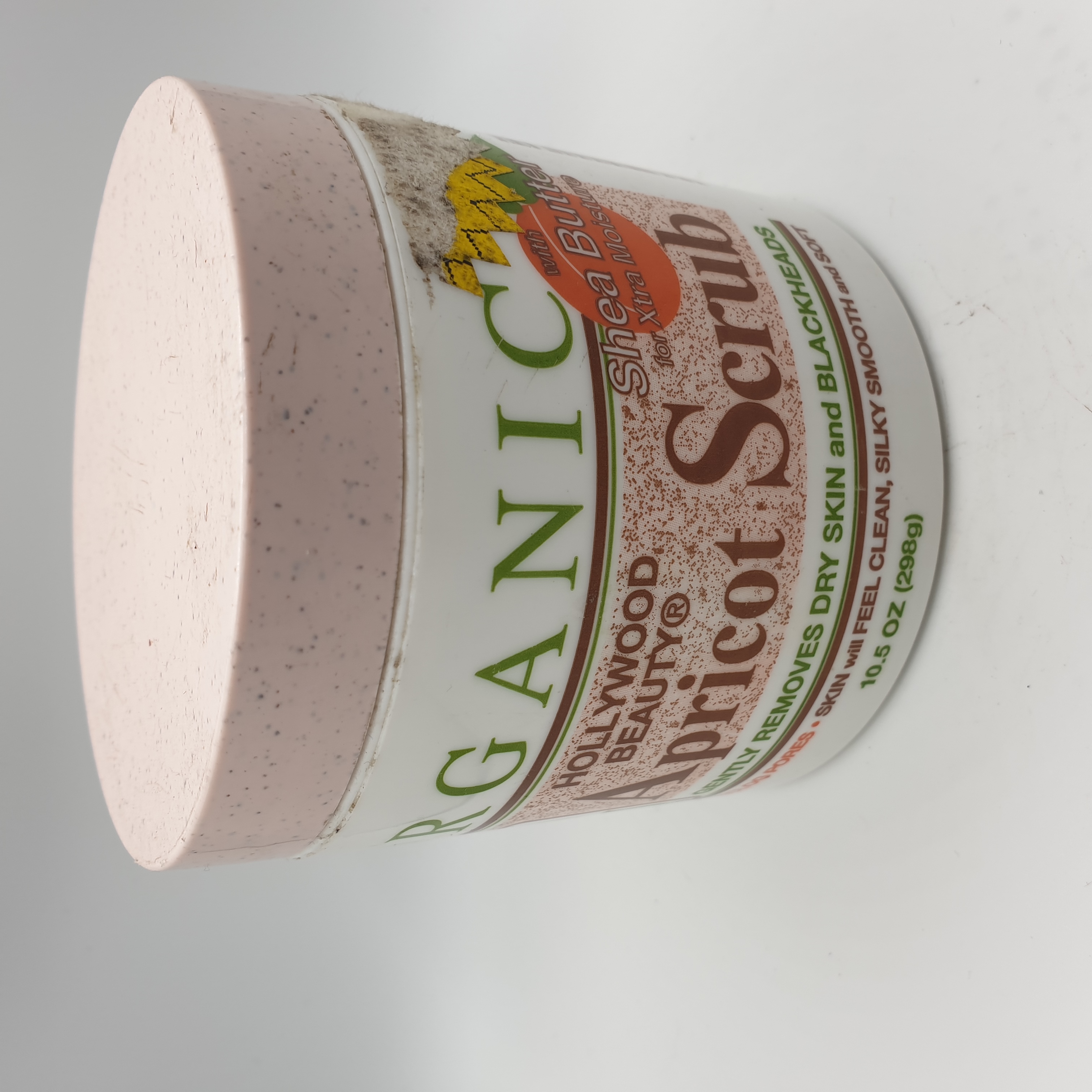 Organic Apricot Scrub with Shea Butter Hollywood Feauty